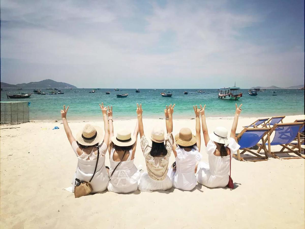 Dao Hoa Vang Villa Cam Ranh Buitenkant foto