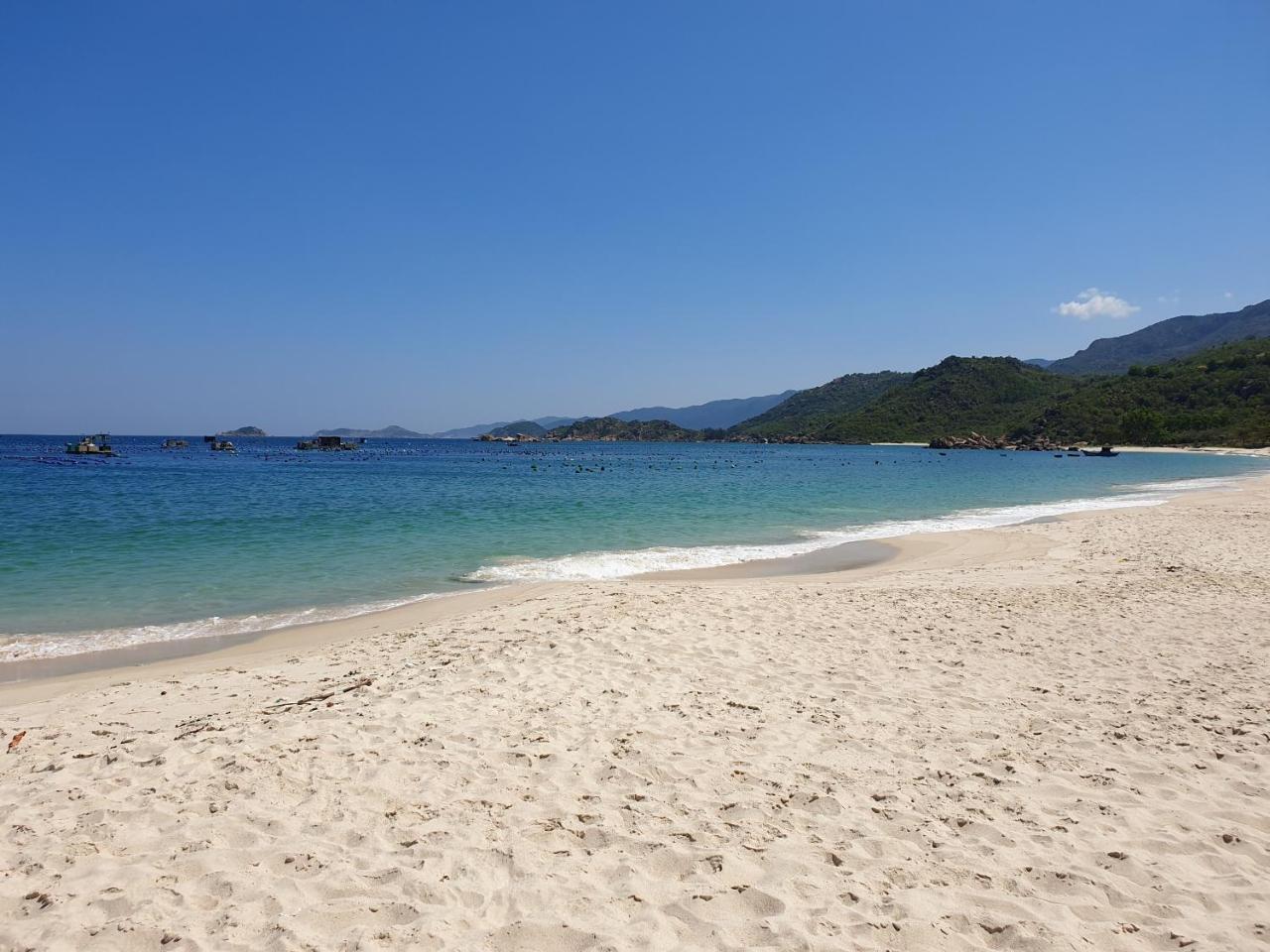 Dao Hoa Vang Villa Cam Ranh Buitenkant foto